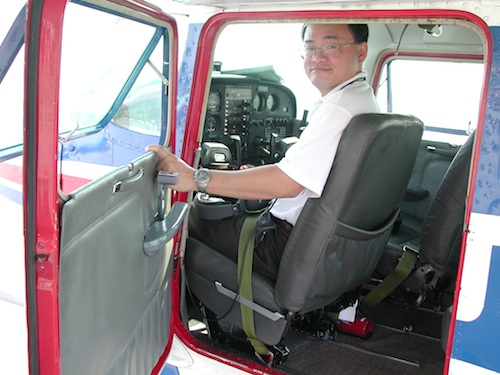 Lim Yong Hee aboard a Cessna 172
