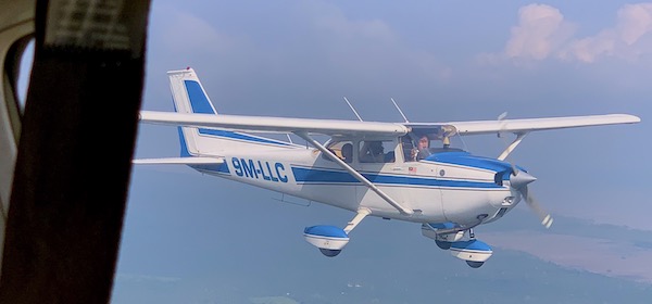 Johor Flying Club Cessna Skyhawk 172M 9M-LLC